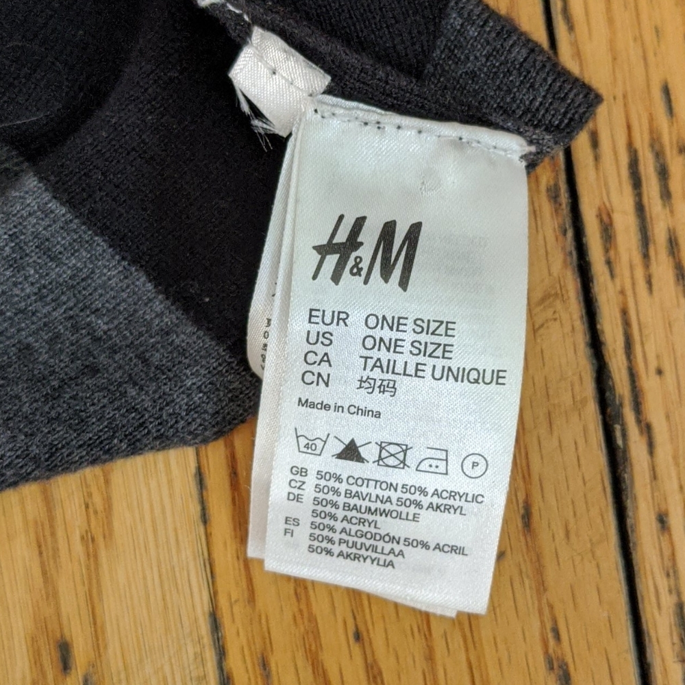 H & M Cheerfully Colored Striped Scarf - Picture 5 of 5